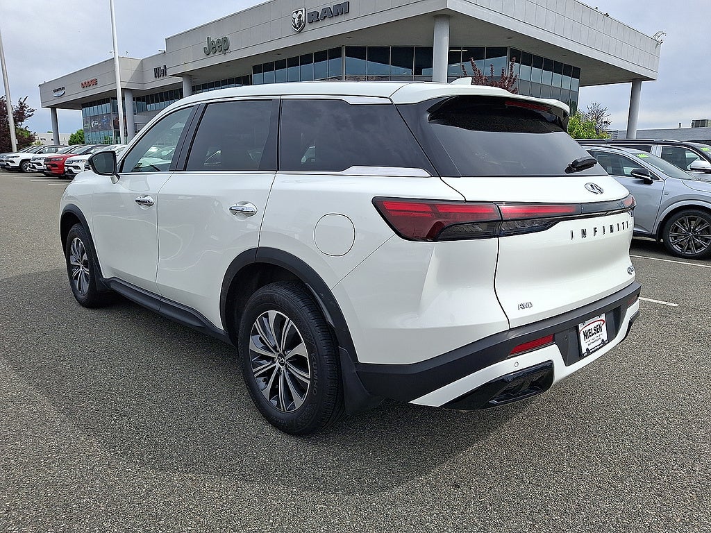 2025 INFINITI QX60 Pure