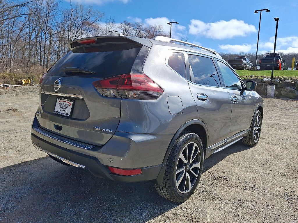 2020 Nissan Rogue SL