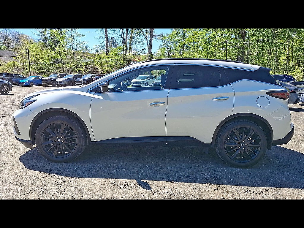2023 Nissan Murano SV