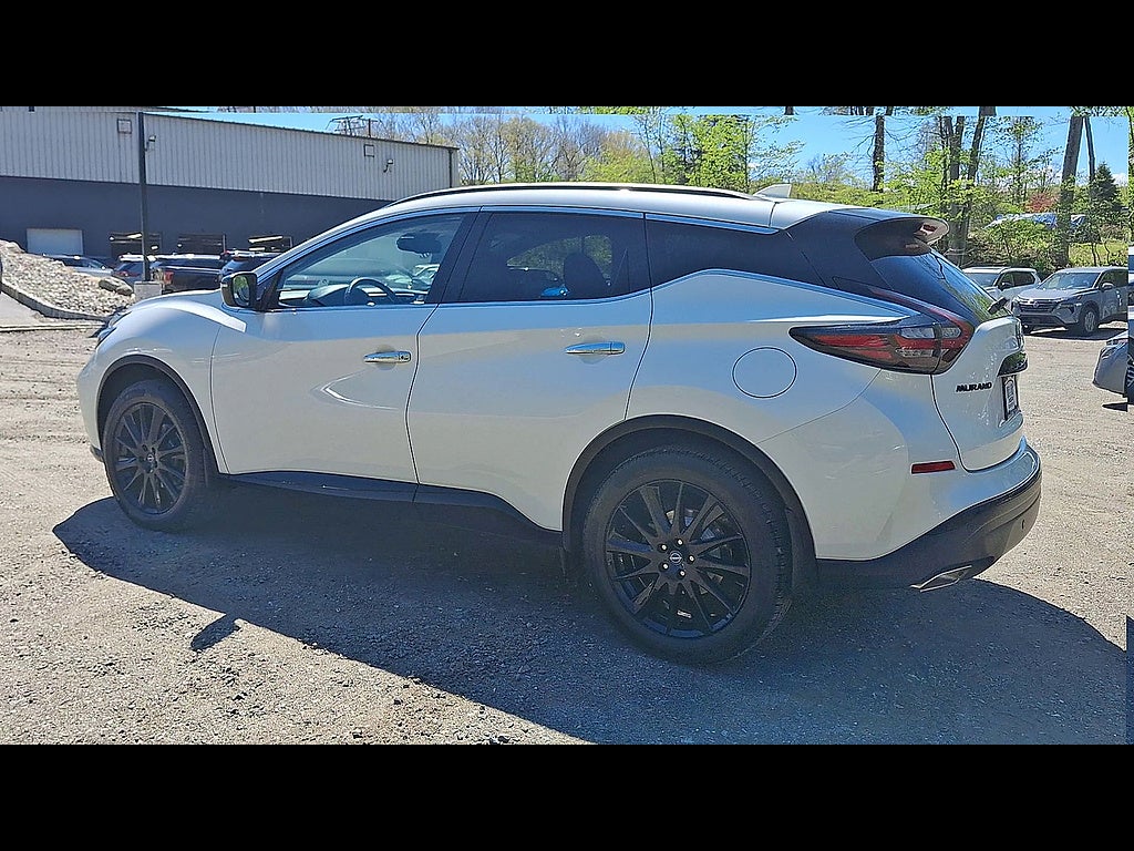 2023 Nissan Murano SV