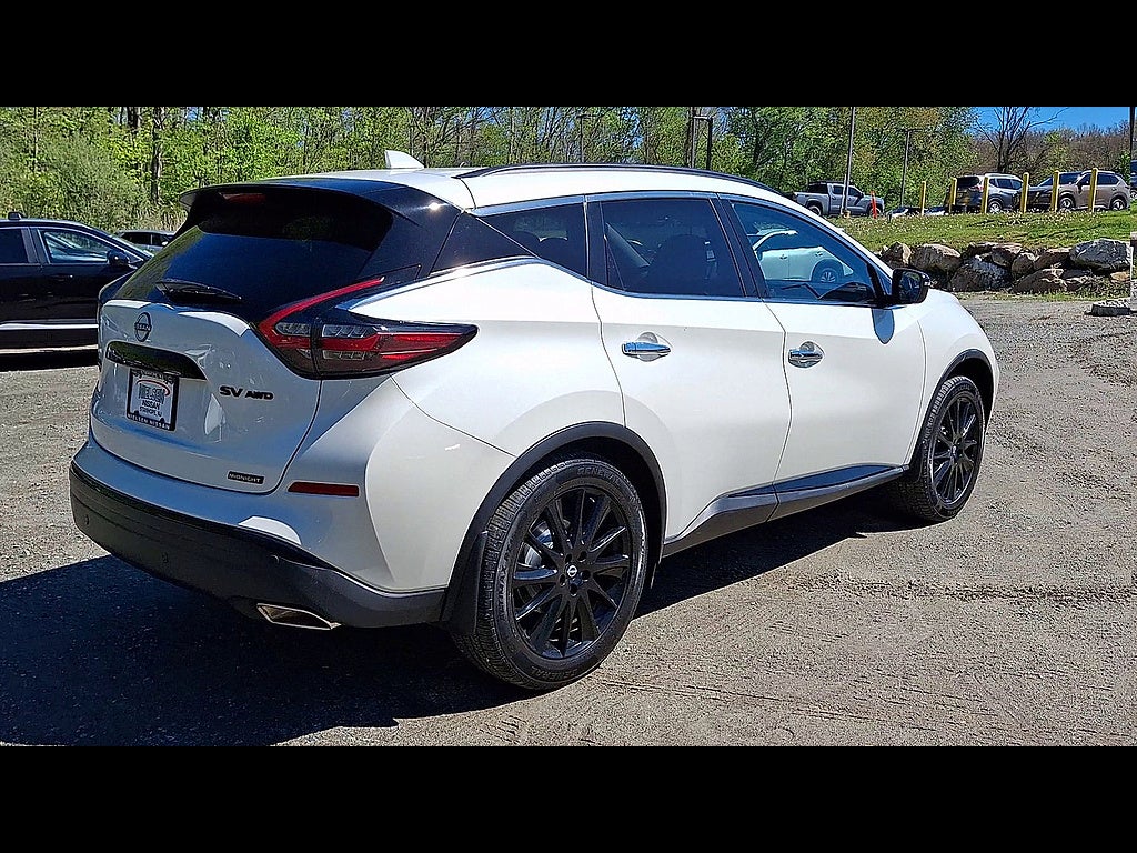 2023 Nissan Murano SV