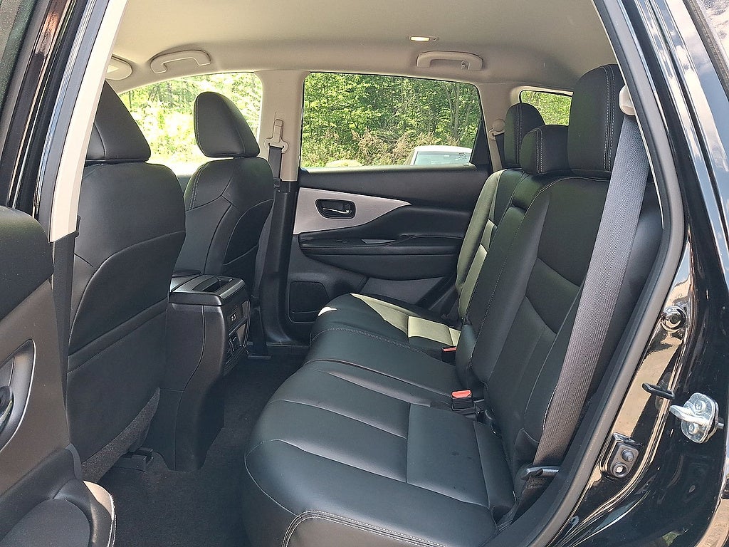 2022 Nissan Murano SV