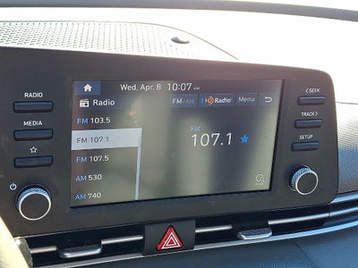 2023 Hyundai Elantra SE