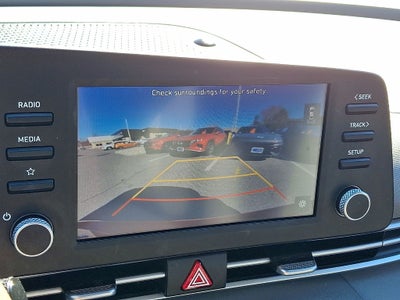 2023 Hyundai Elantra SE