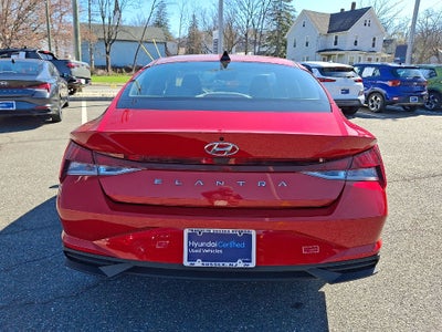 2023 Hyundai Elantra SE