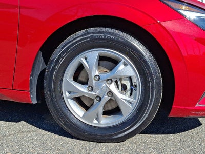 2023 Hyundai Elantra SE