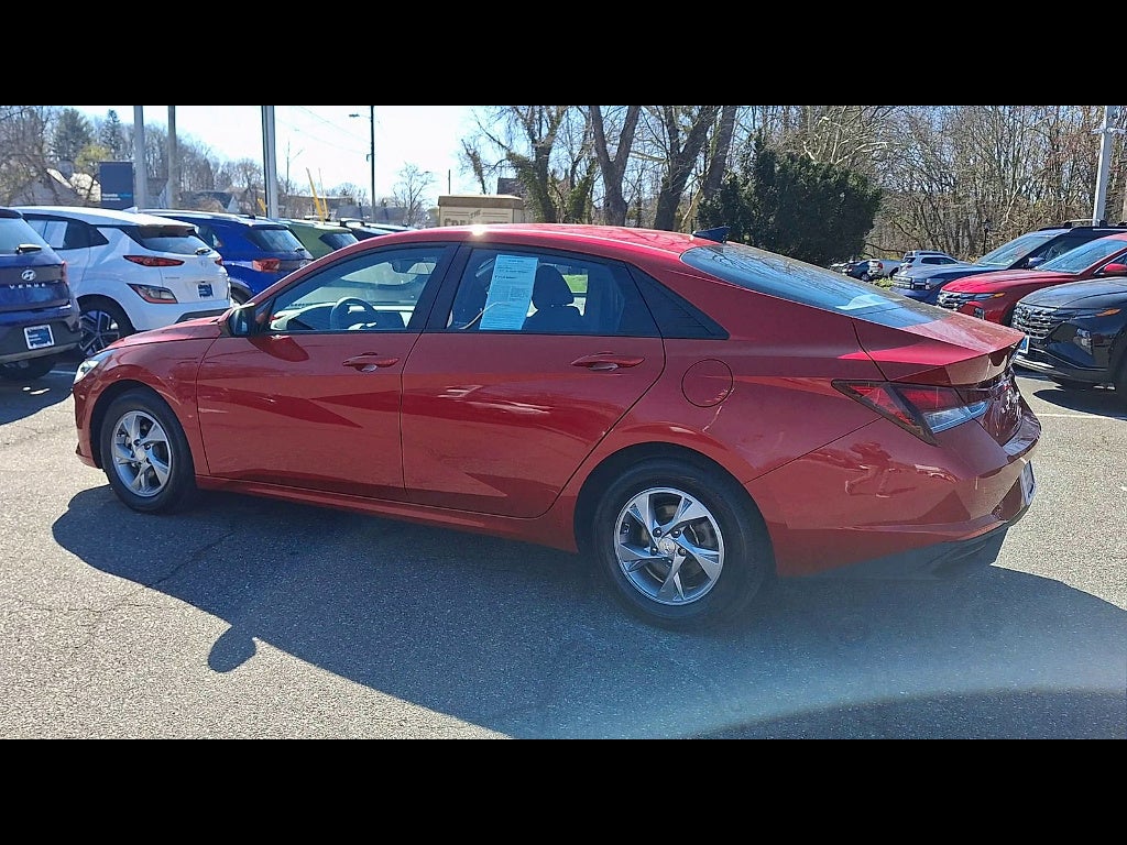 2023 Hyundai Elantra SE