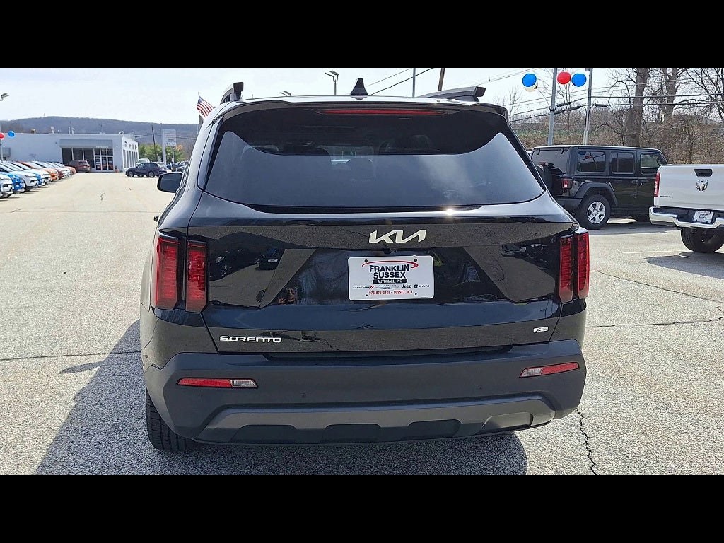 2023 Kia Sorento X-Line S