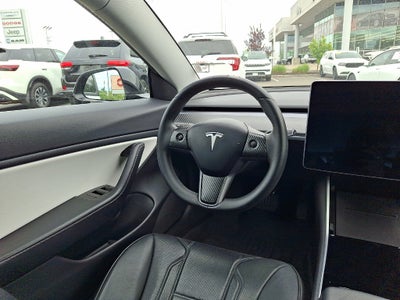 2020 Tesla Model 3 Standard Range