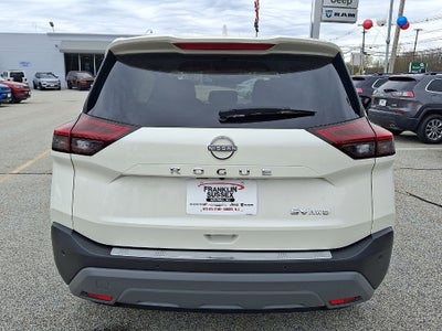 2023 Nissan Rogue SV