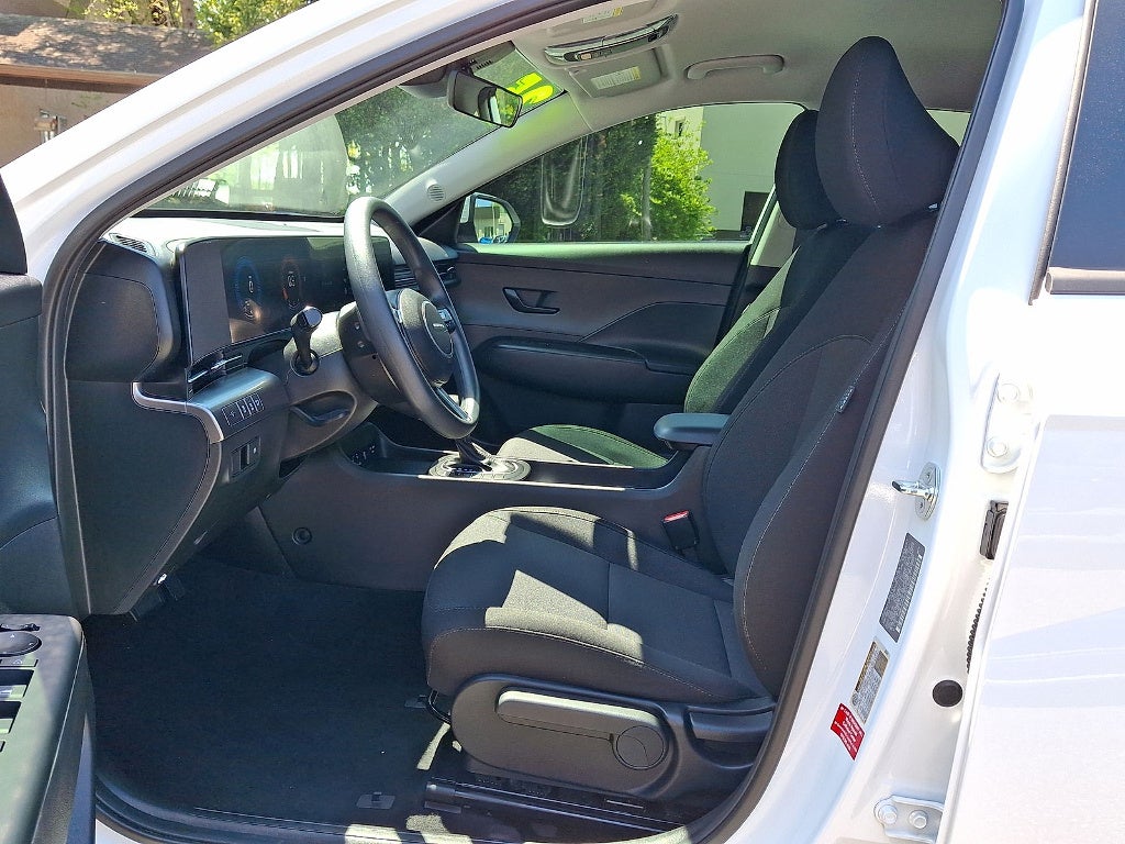 2025 Hyundai Kona SE