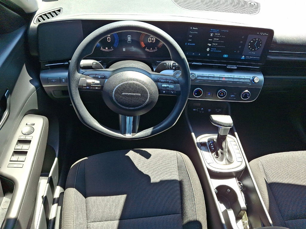 2025 Hyundai Kona SE