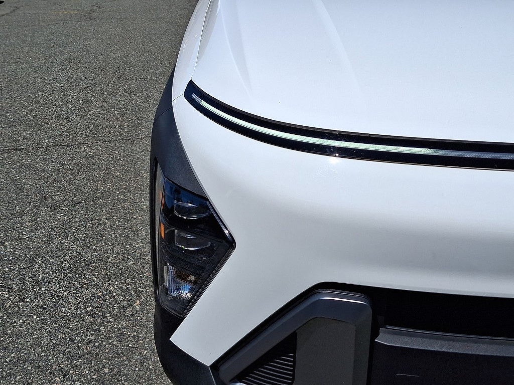 2025 Hyundai Kona SE