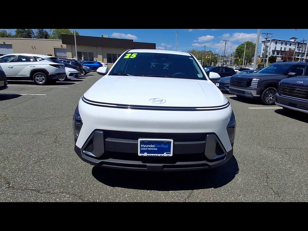 2025 Hyundai Kona SE