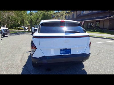 2025 Hyundai Kona SE