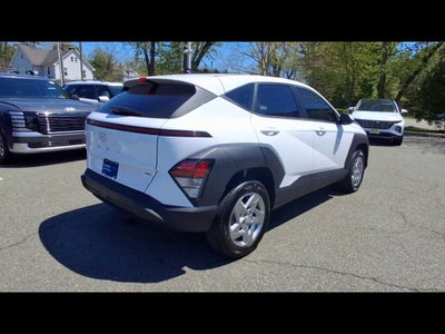 2025 Hyundai Kona SE