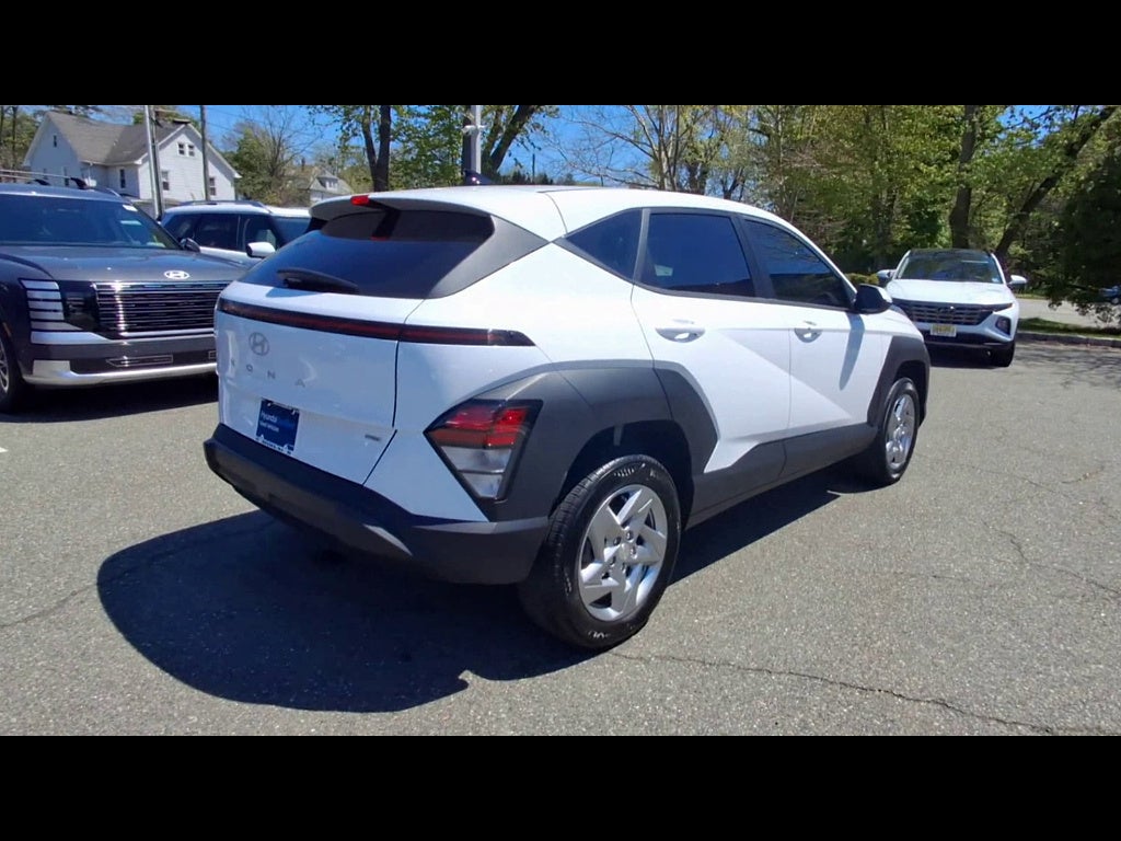 2025 Hyundai Kona SE