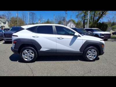 2025 Hyundai Kona SE