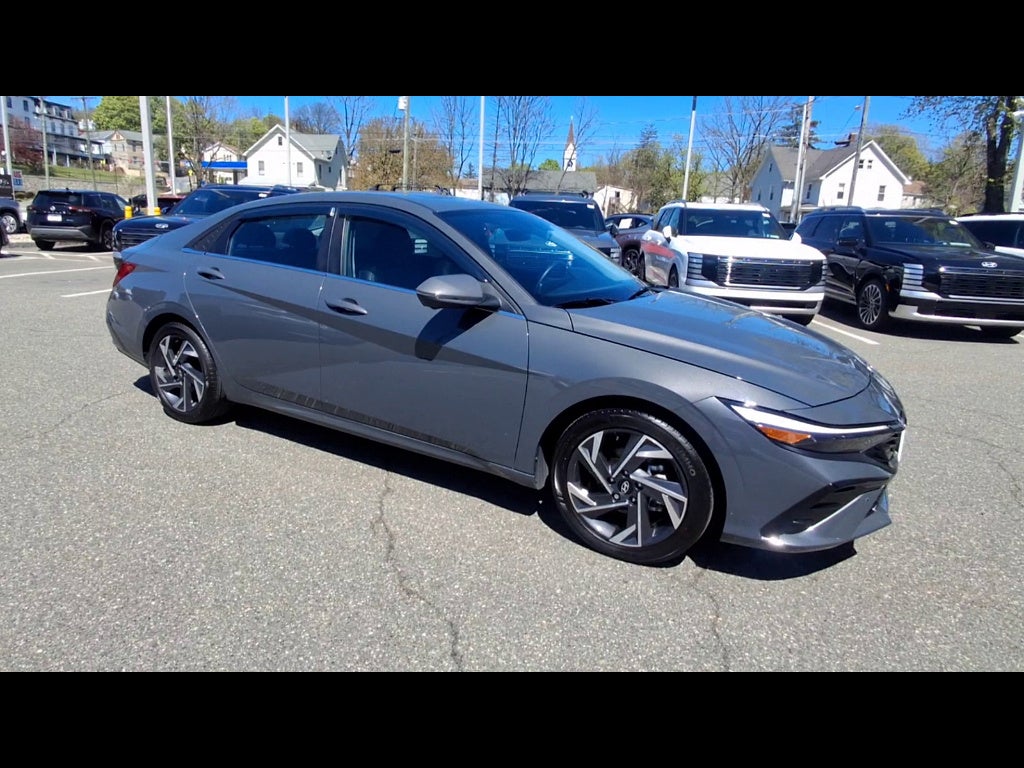 2024 Hyundai Elantra Limited
