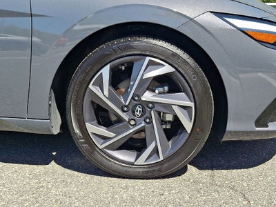 2024 Hyundai Elantra Limited