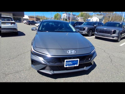 2024 Hyundai Elantra Limited