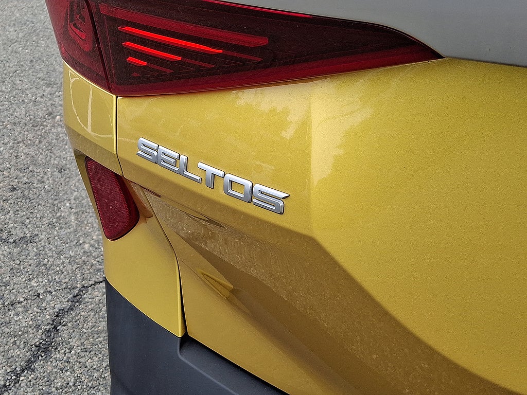 2023 Kia Seltos S