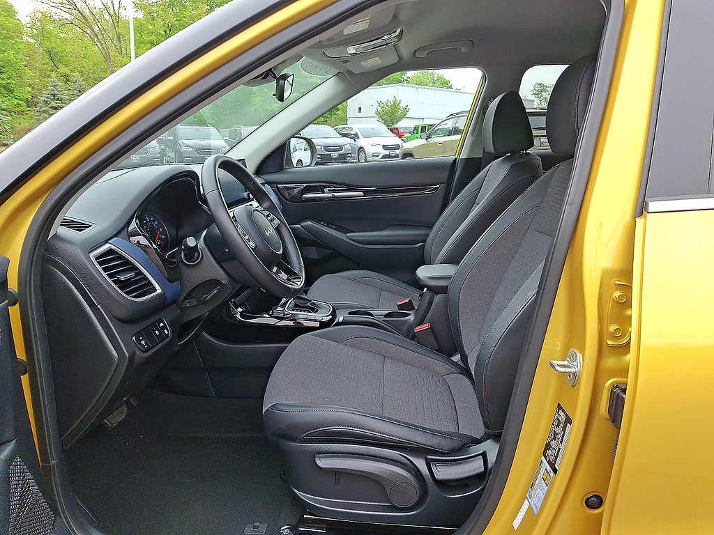 2023 Kia Seltos S