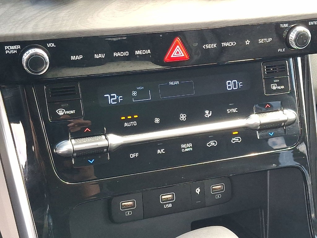 2024 Kia Carnival MPV EX