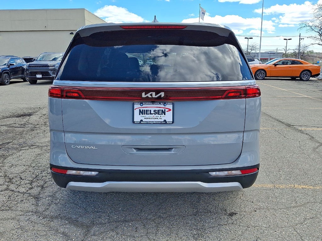2024 Kia Carnival MPV EX