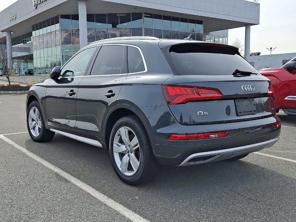 2019 Audi Q5 2.0T quattro Premium Plus