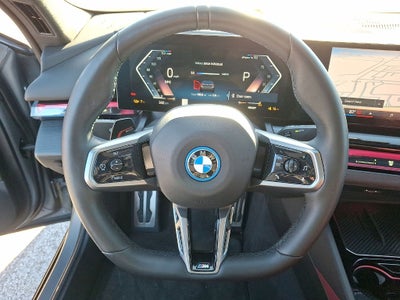 2025 BMW i5 xDrive40