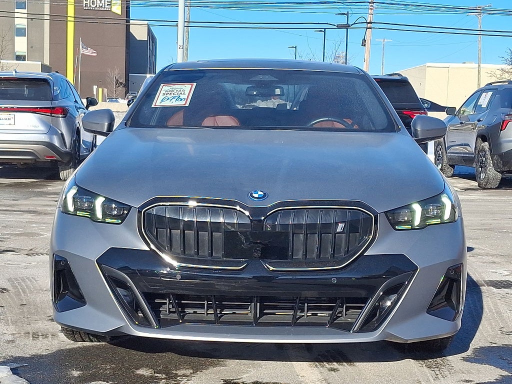 2025 BMW i5 xDrive40