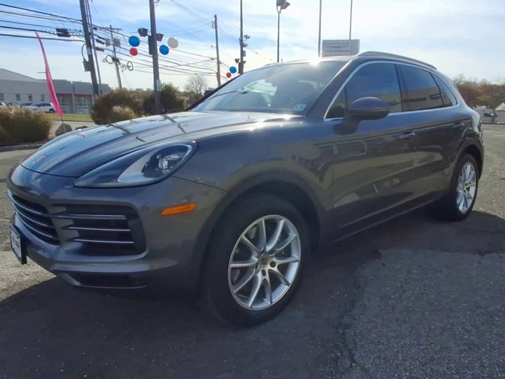 2023 Porsche Cayenne Platinum Edition
