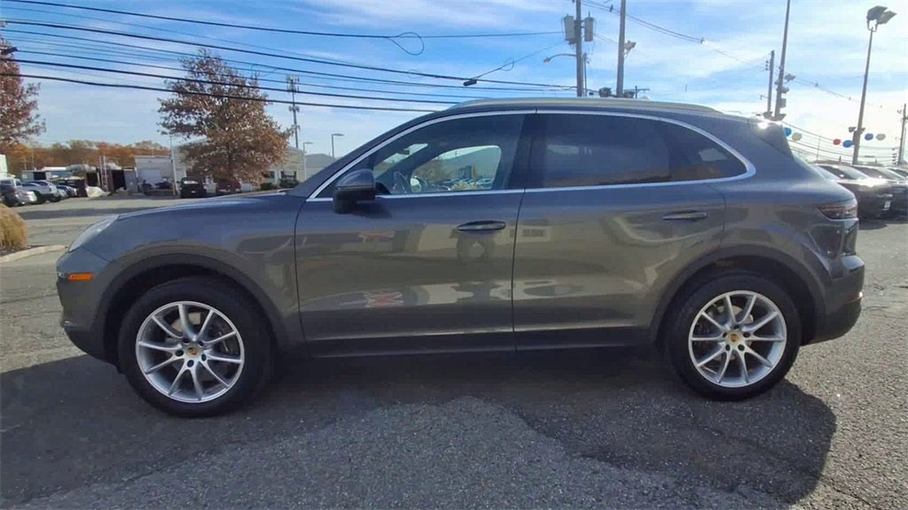 2023 Porsche Cayenne Platinum Edition