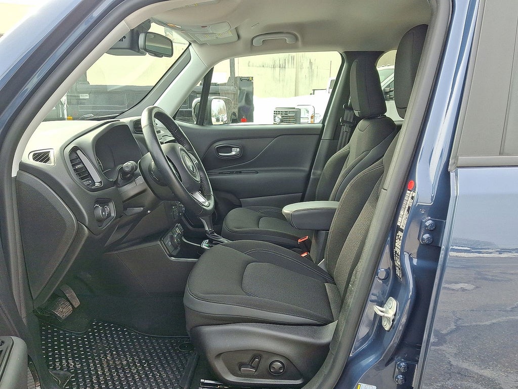 2023 Jeep Renegade Altitude