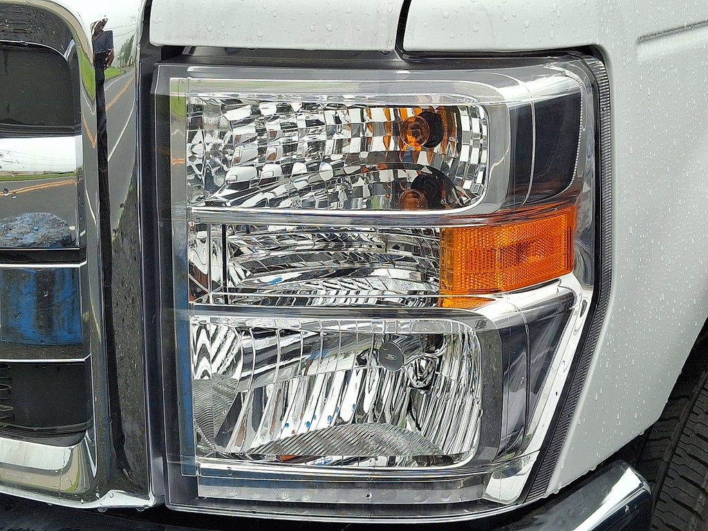 2026 Ford E-Series Cutaway E-350 DRW 176" WB