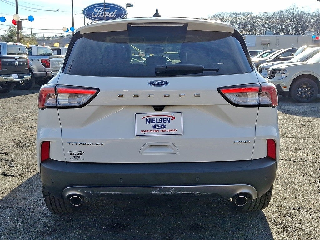 2022 Ford Escape Titanium