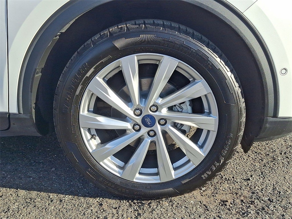 2022 Ford Escape Titanium