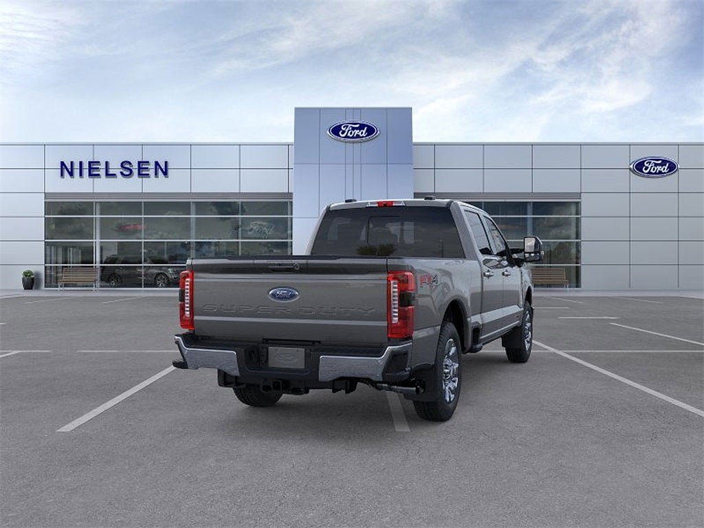 2025 Ford F-350SD Lariat