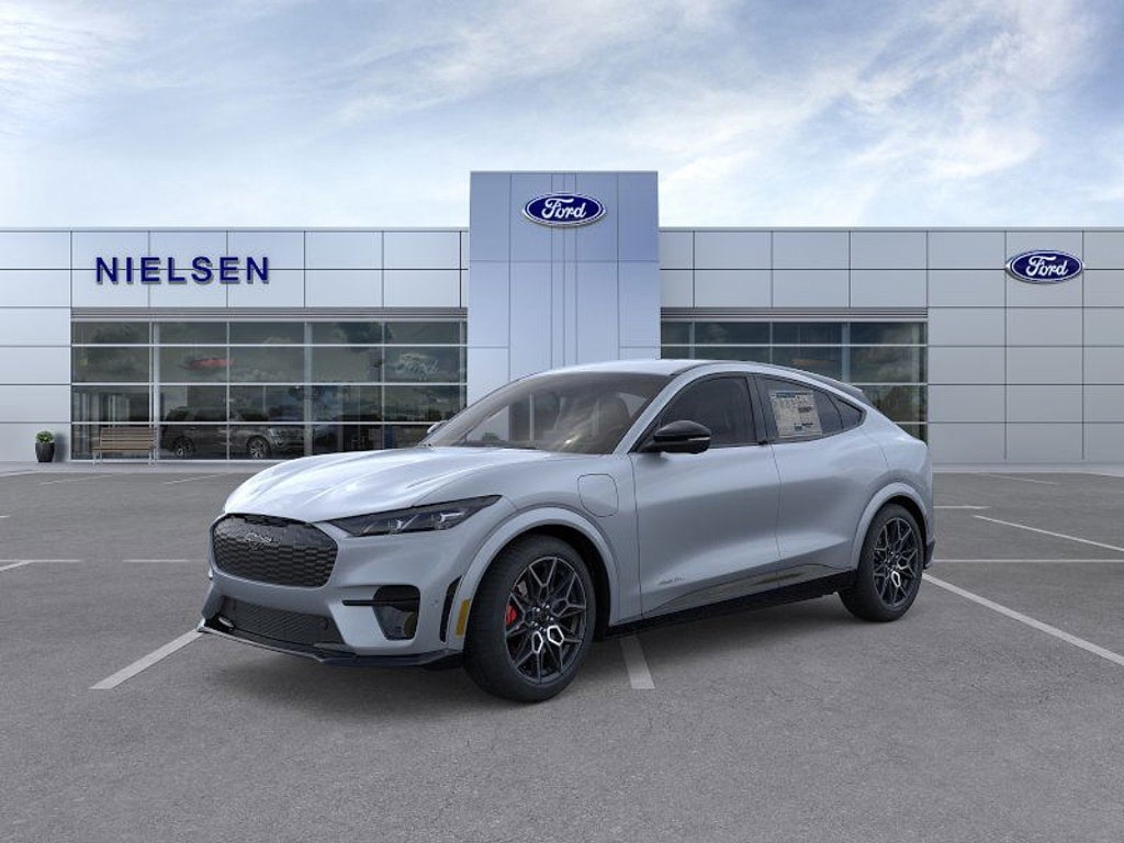 2025 Ford Mustang-Mach-e GT's photo
