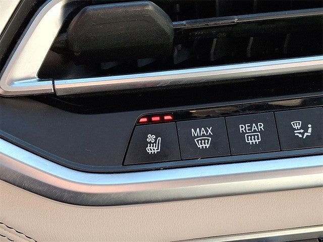 2020 BMW X7 M50i Dynamic Handling, Driving Assistance, Executive, C