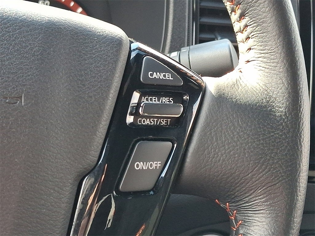 2023 Nissan Frontier PRO-4X 4X4