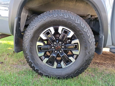 2023 Nissan Frontier PRO-4X 4X4