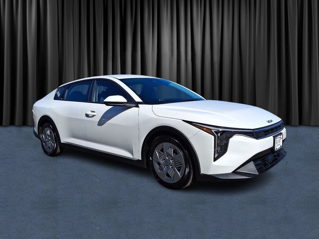2025 Kia K4 LX