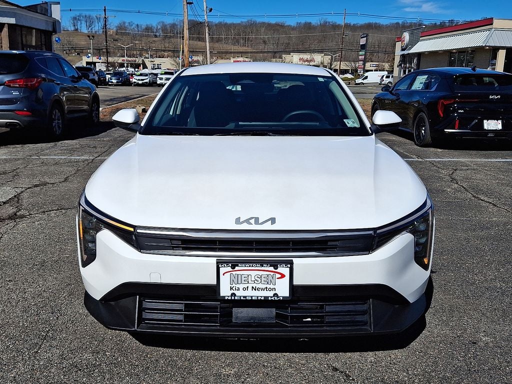 2025 Kia K4 LX