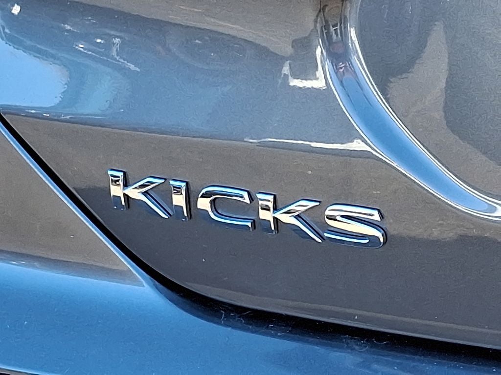 2025 Nissan Kicks Play S