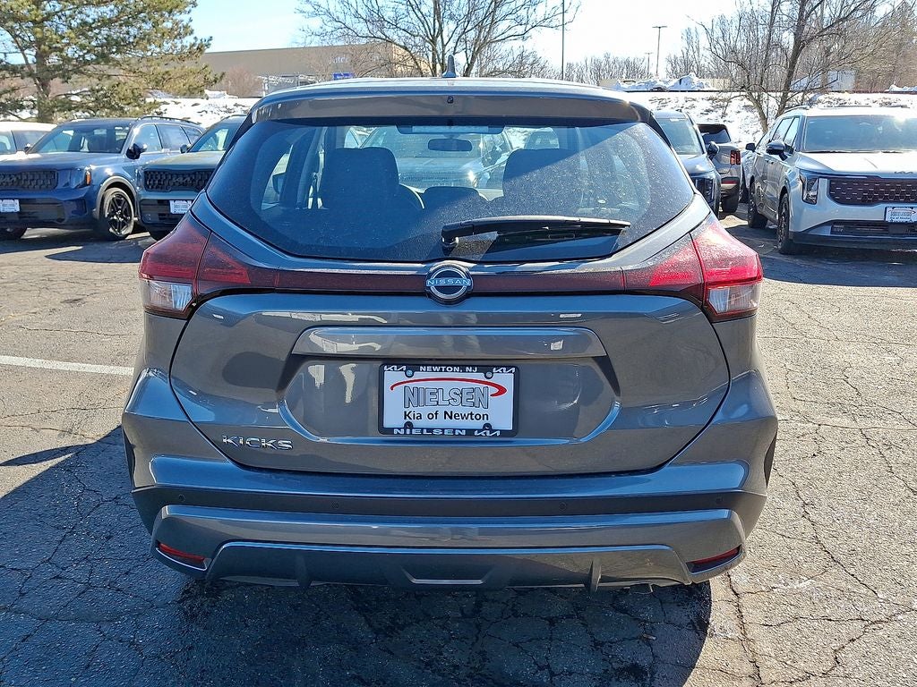 2025 Nissan Kicks Play S