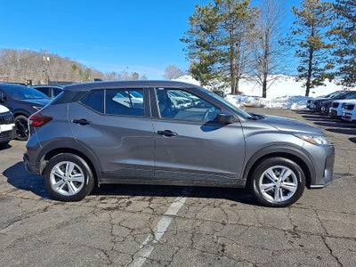 2025 Nissan Kicks Play S