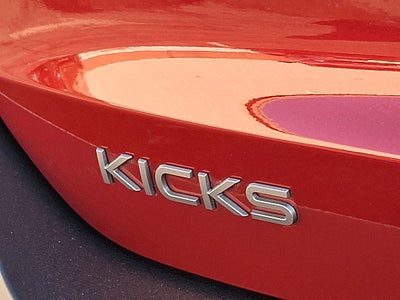 2025 Nissan Kicks SV