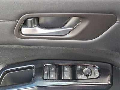 2022 Nissan Pathfinder SV 4WD